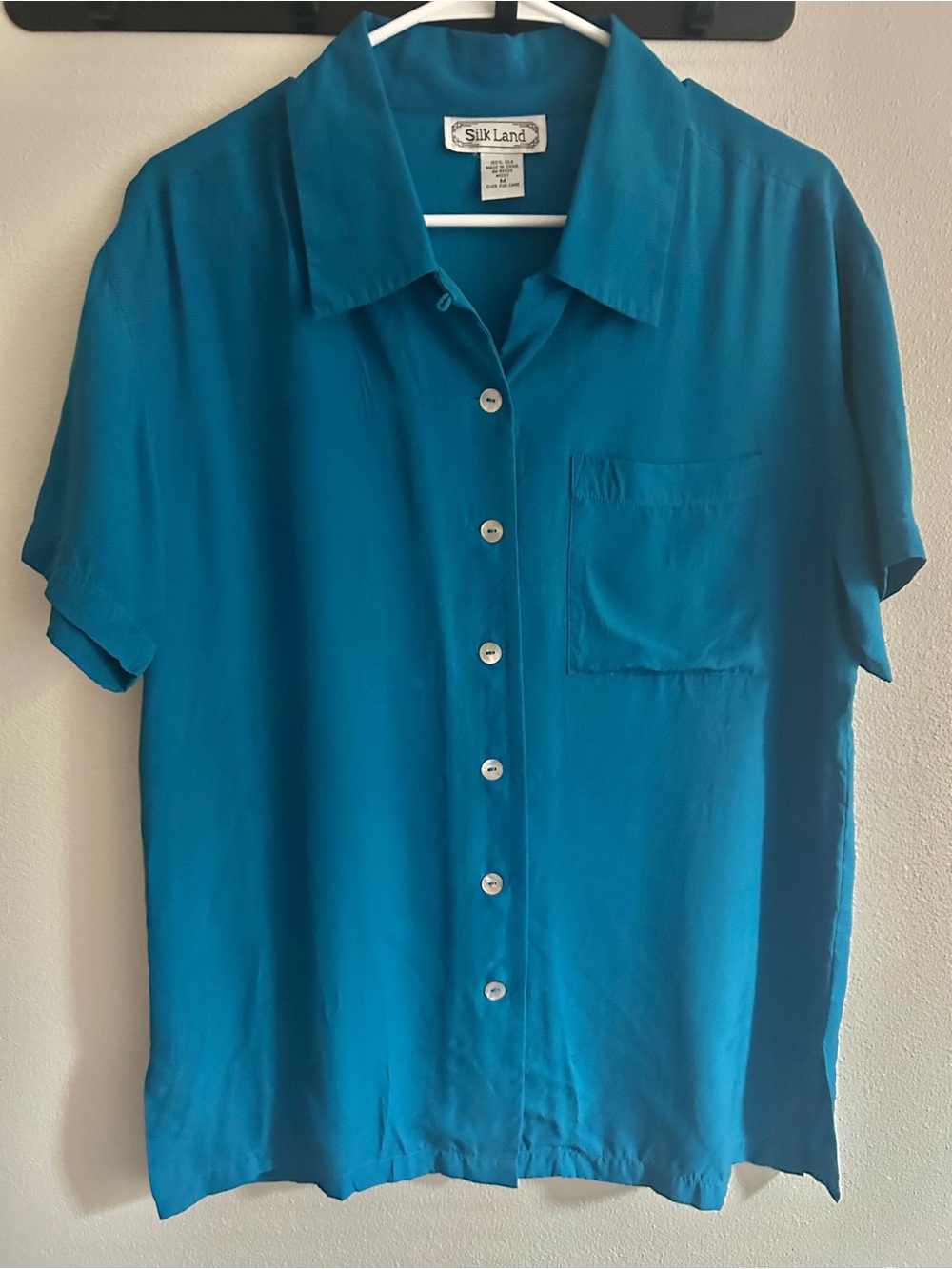 Vintage SilkLand Women M Teal Silk Button-Down Camp Collar Boxy Side Vents Shirt